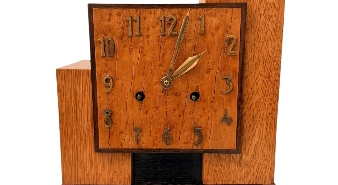 Art Deco Modernist Mantel Clock In the style of Hendrik Wouda, 1920s